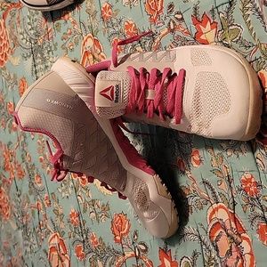 Reebok Cross Fit Women's Trainers Size 8 Pink & White Sneakers